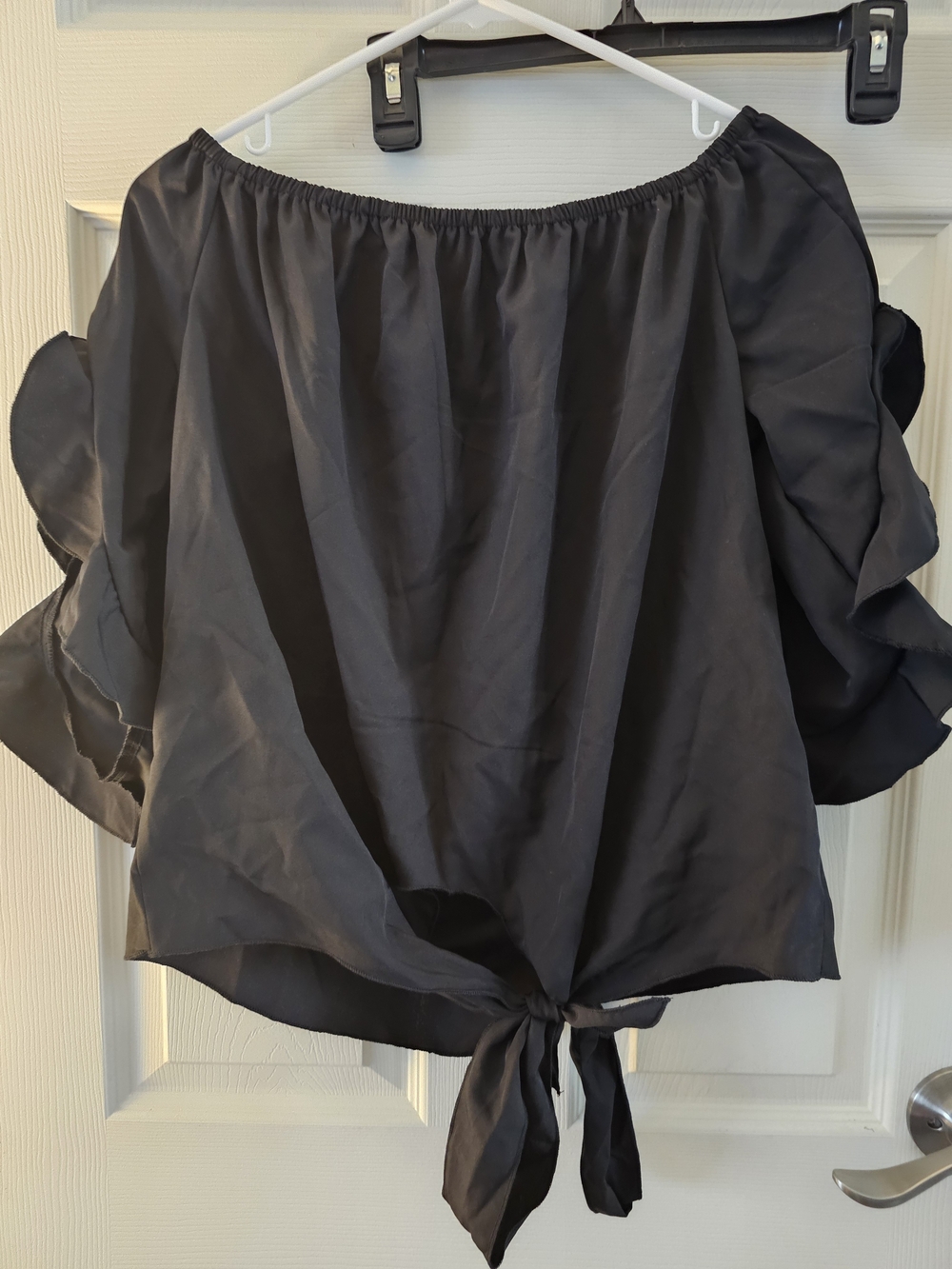SHEIN Black Off-Shoulder Tie-Hem Blouse